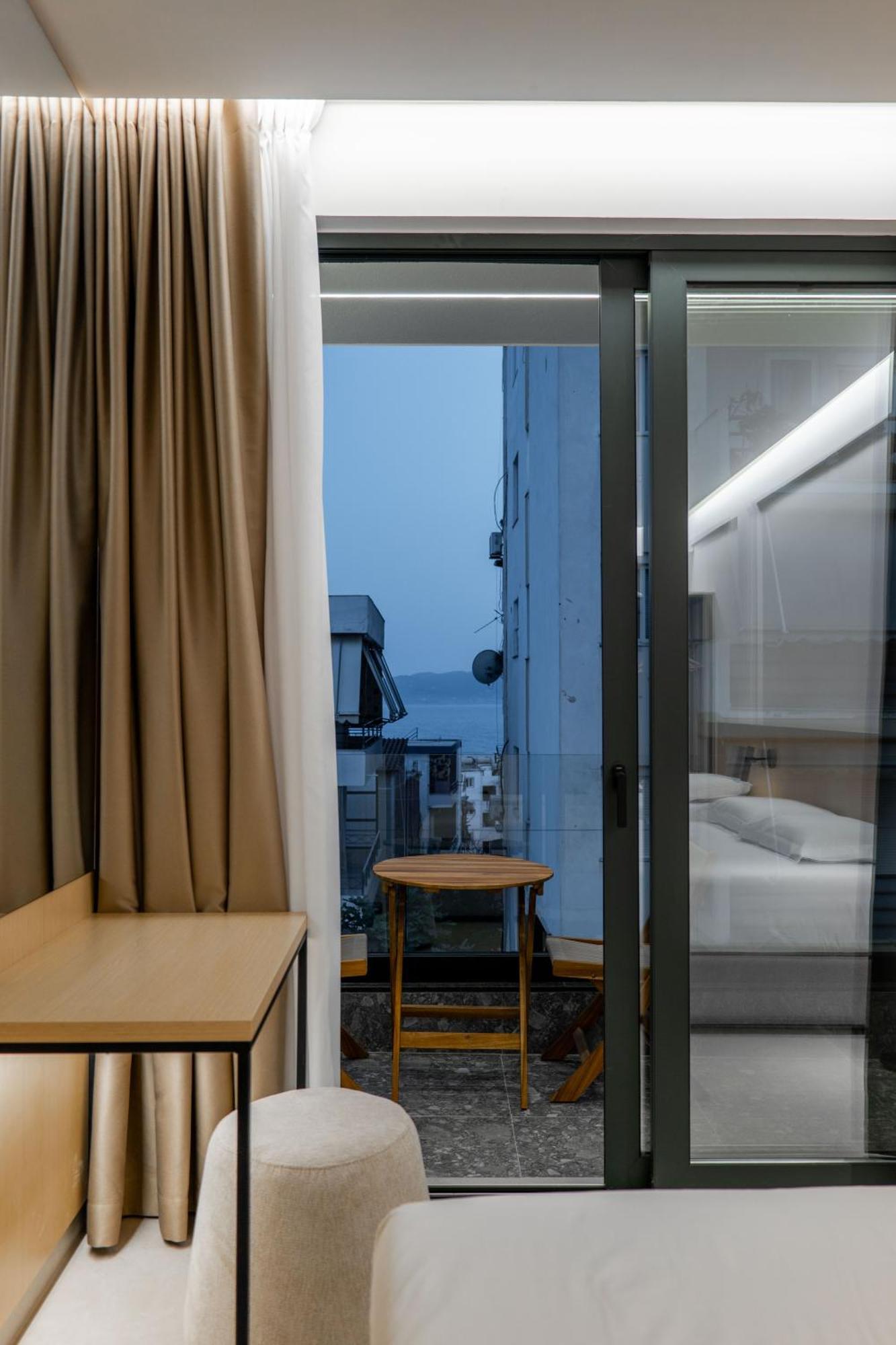 Austin Boutique Hotel Sarandë Esterno foto