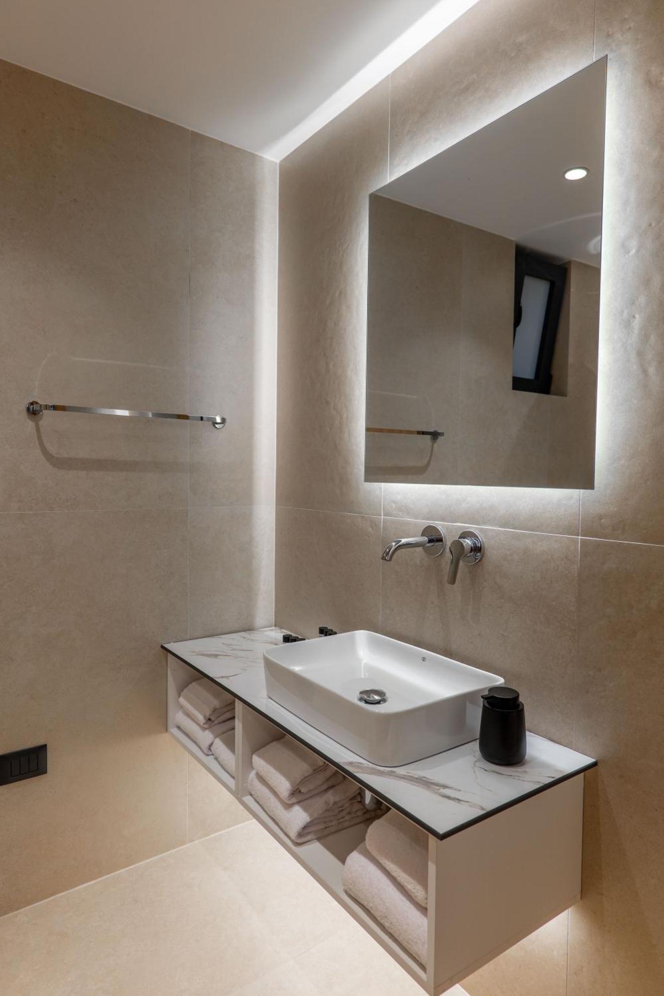 Austin Boutique Hotel Sarandë Esterno foto