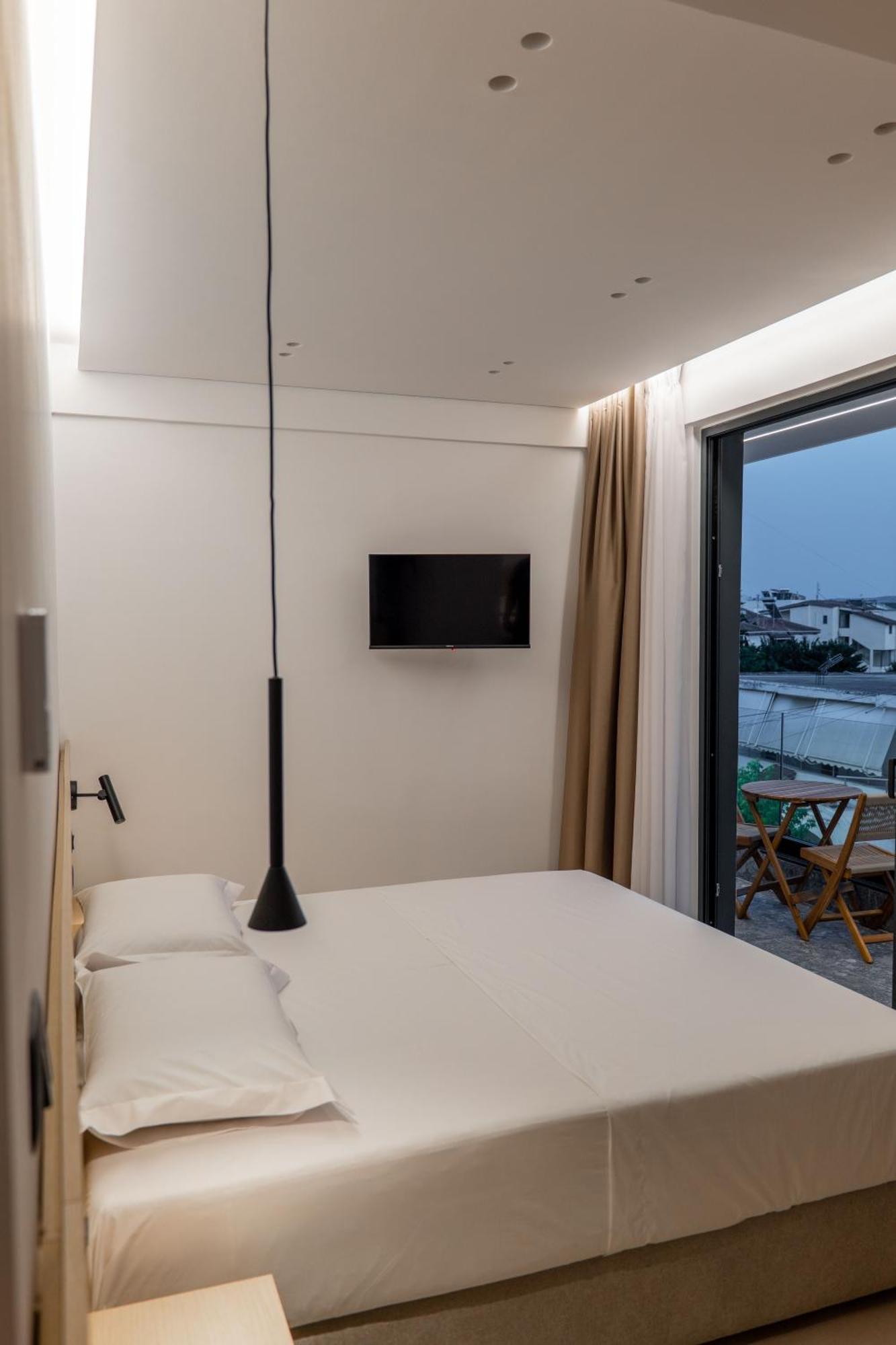 Austin Boutique Hotel Sarandë Esterno foto