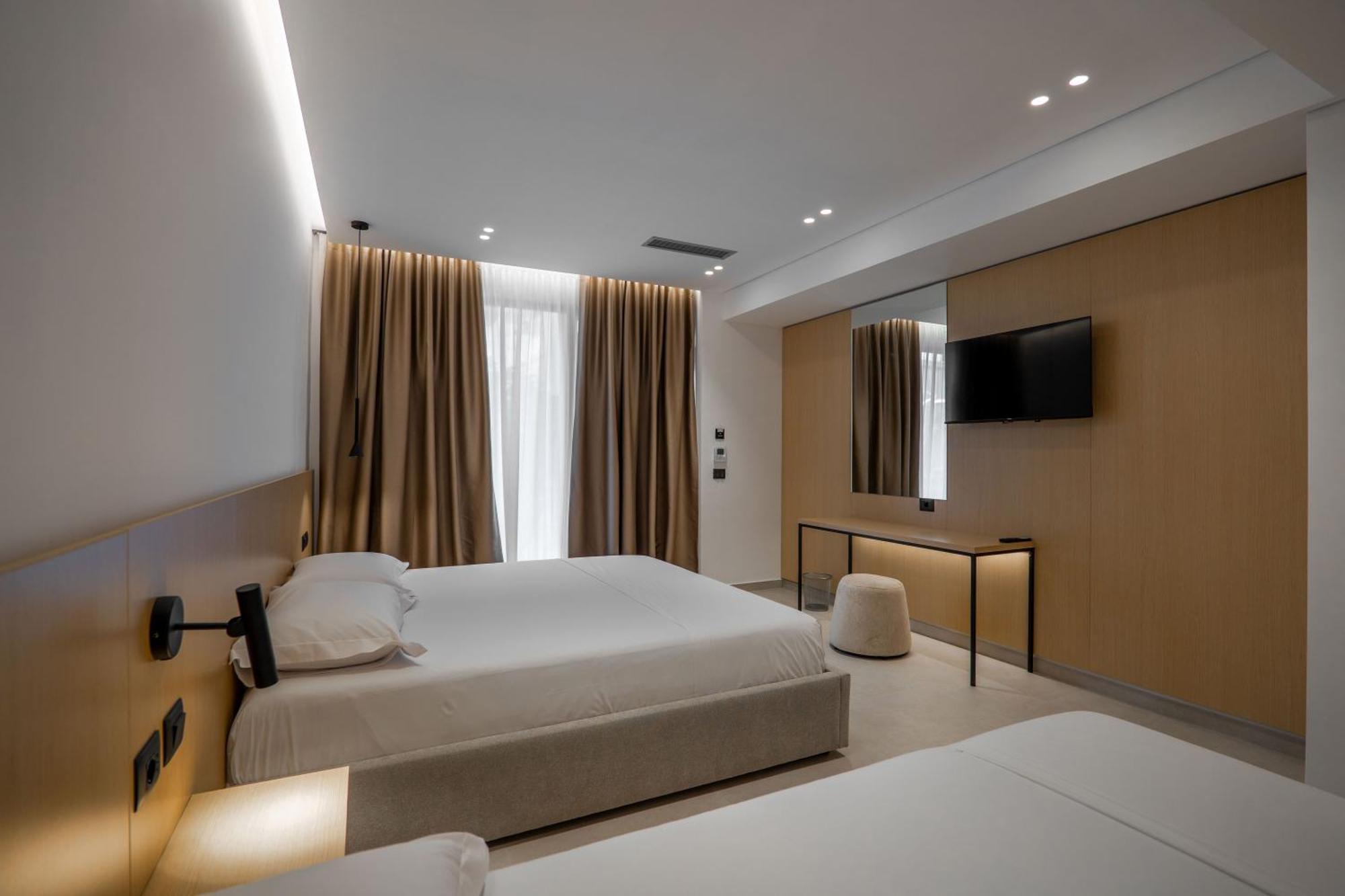 Austin Boutique Hotel Sarandë Esterno foto
