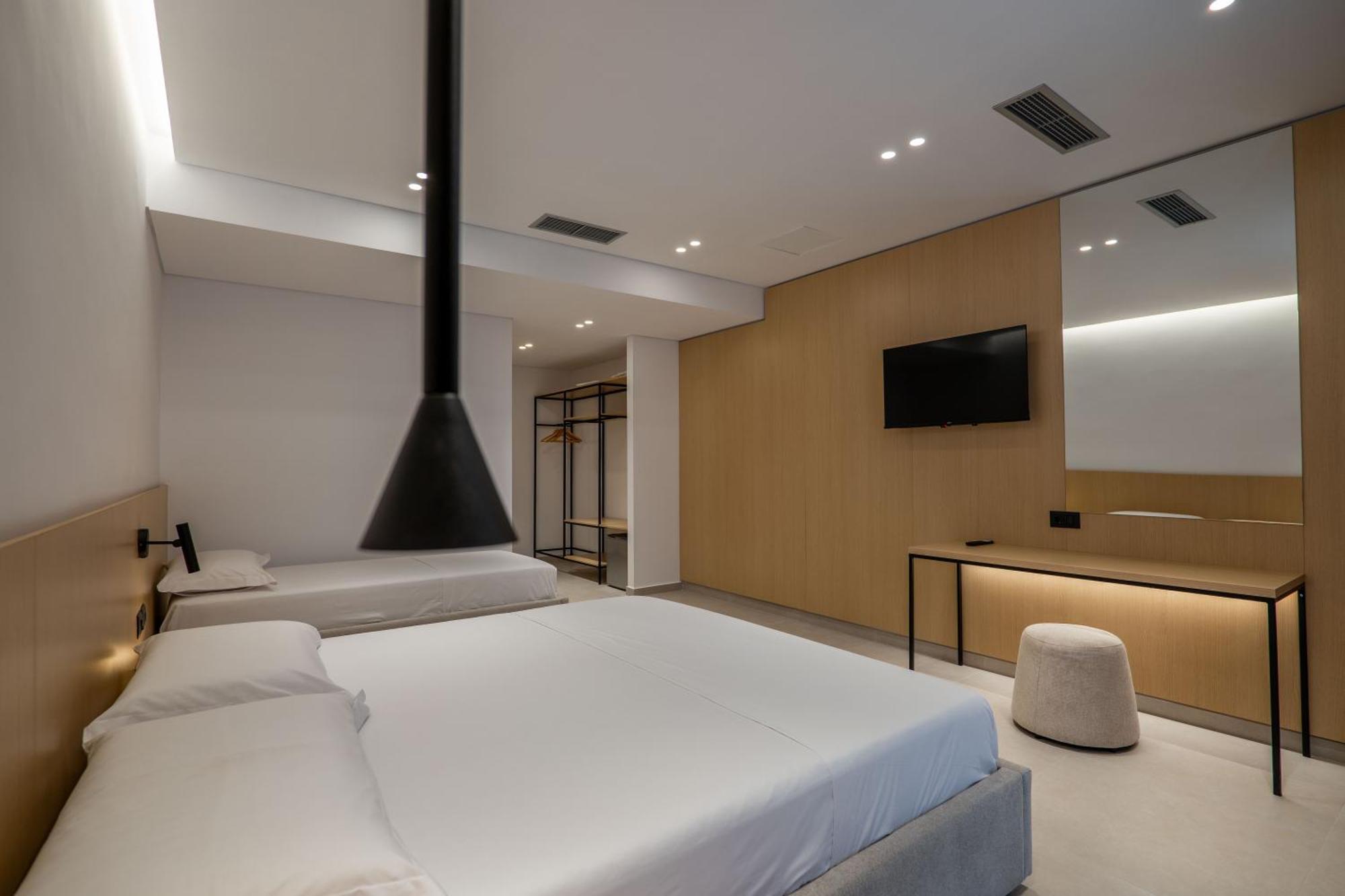 Austin Boutique Hotel Sarandë Esterno foto