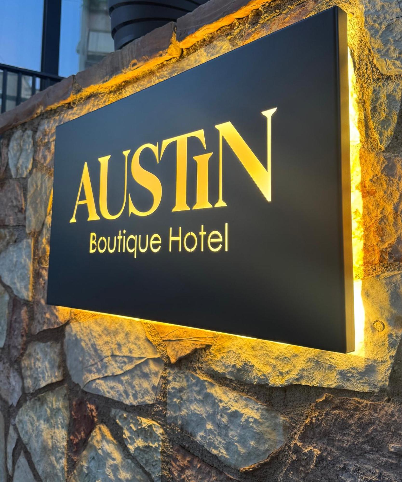 Austin Boutique Hotel Sarandë Esterno foto